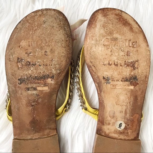 SOLD | Juicy Couture tan/yellow leather sandals - Picture 8 of 16